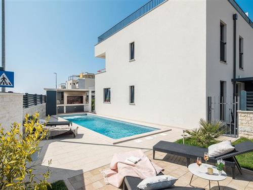 Emne nr.: 133-CIU814