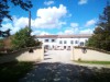 Ude