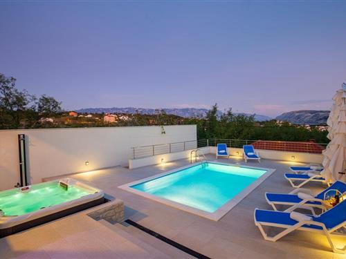 Emne nr.: 133-CKR600