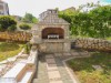 Ude