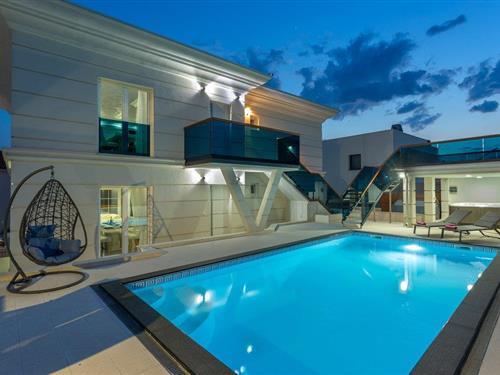 Emne nr.: 133-CKA345