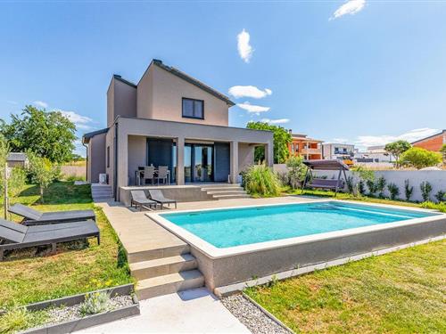 Emne nr.: 133-CIR471