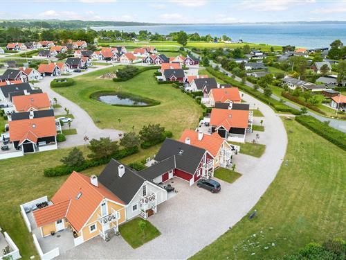 Emne nr.: 130-G51024