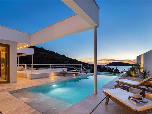 Emne nr.: 133-CDJ761