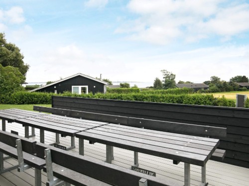 Emne nr.: 090-92137