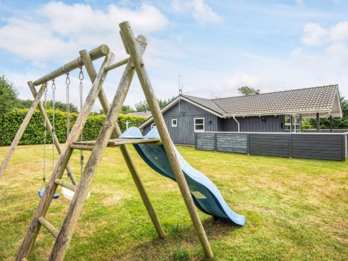 Emne nr.: 090-98898