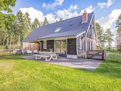 Emne nr.: 141-HOV092