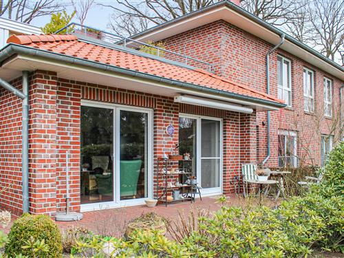 Emne nr.: 136-DNS209