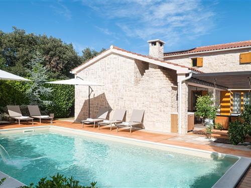 Emne nr.: 133-CLD107