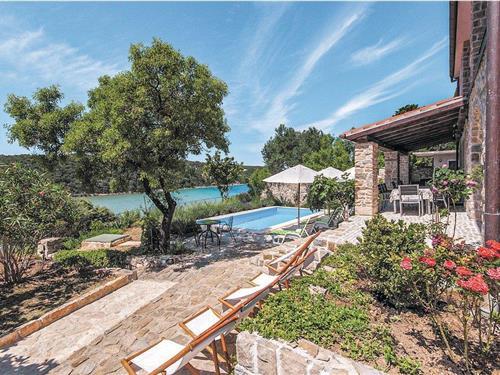 Emne nr.: 133-CKR330