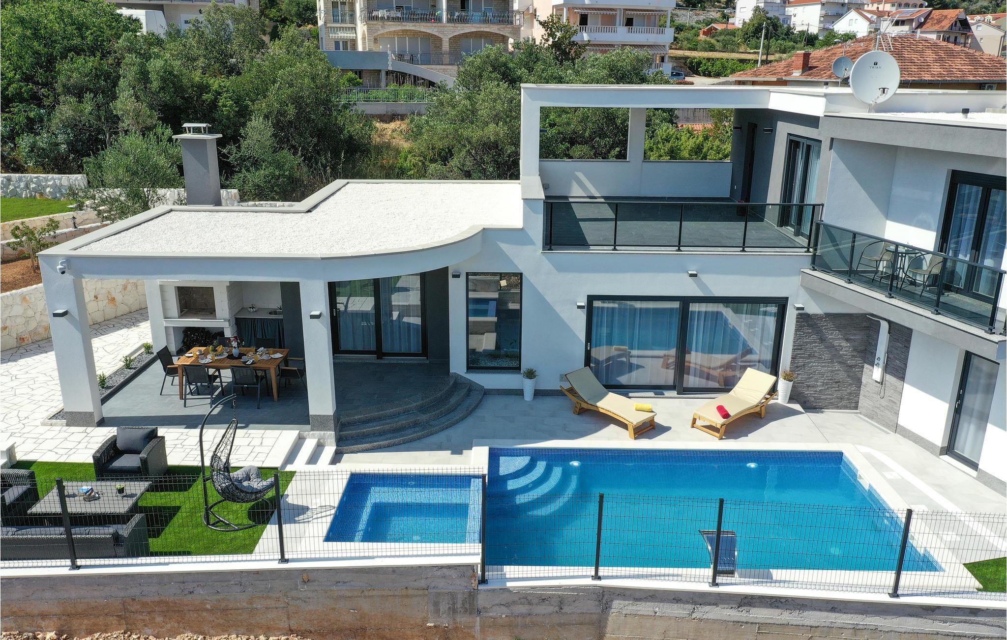 Ferienhaus Vranjca - Buchen Sie bei Cofman