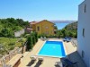 Ude