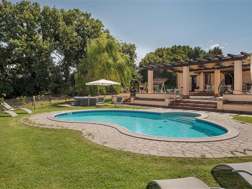 Emne nr.: 140-IRU358