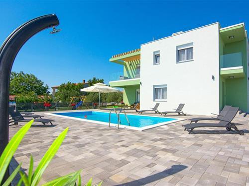 Emne nr.: 133-CDA716