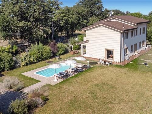 Emne nr.: 140-IEK002