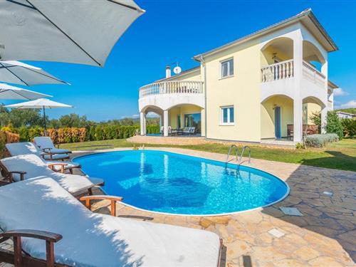 Emne nr.: 133-CDA658