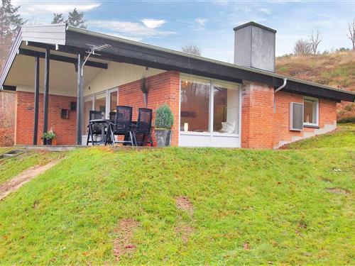 Emne nr.: 121-60-0444